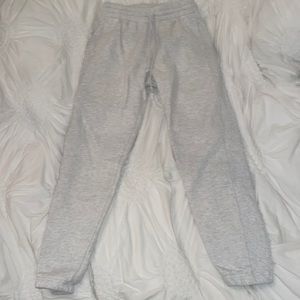 Aritzia Tna Cozy Fleece Boyfriend Joggers